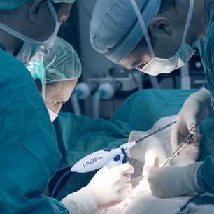surgeons-306x306 surgeons-306x306